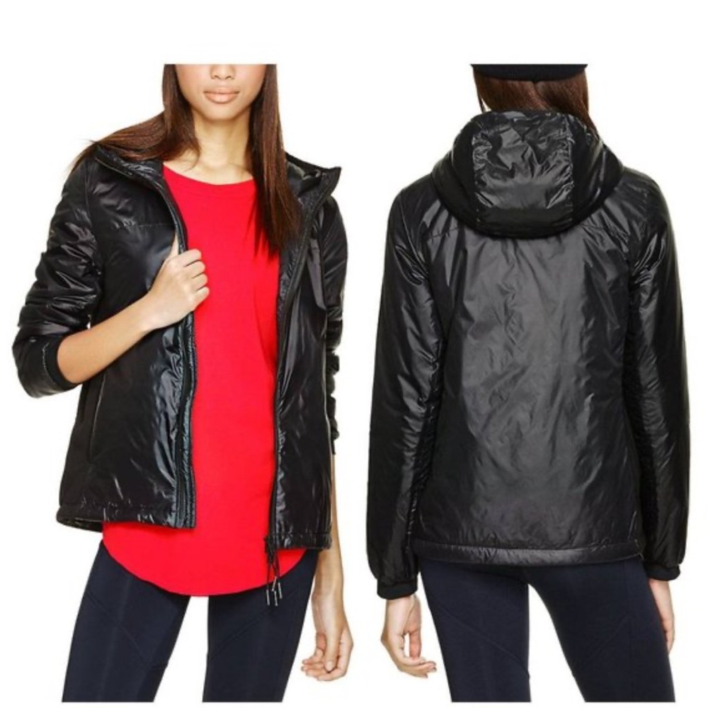 Aritzia Community Diem Light Puff Nylon Jacket